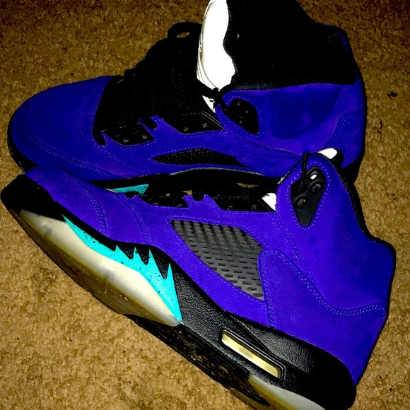 Grape vine (purple 5s) Jordan